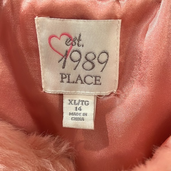 The Children’s Place Faux Fur Vest​​, girl, NWT, size XL - Picture 3 of 3